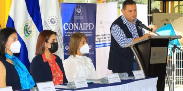 Ministro de Trabajo Rolando Castro realiza segunda colocación del grupo más grande de personas con discapacidad