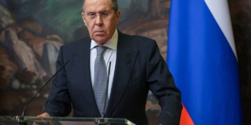 «La única alternativa a las sanciones es una guerra nuclear», dice canciller ruso