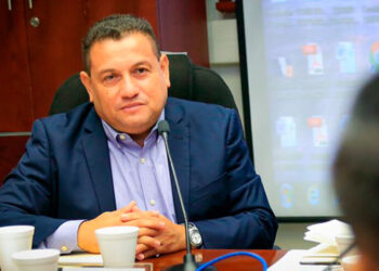 Tras reunión sostenida con organizaciones sindicales de seguridad Ministro de Trabajo Rolando Castro conformara mesa permanente para garantizar sus derechos