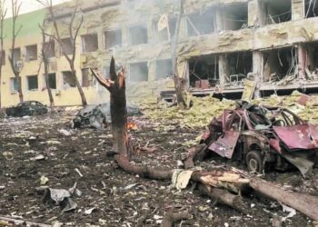 Guerra en Ucrania sigue sumando víctimas en Donetsk y Kiev pese a nuevas negociaciones