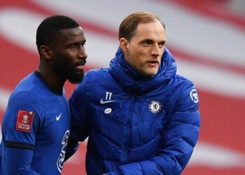 Tuchel: «Me decepcionó que el árbitro se lo pasara tan bien con Ancelotti»