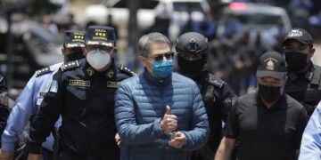 Inicia la extradición del expresidente hondureño Juan Orlando Hernández a EEUU