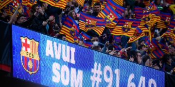 El Barça vuelve a batir el récord mundial de asistencia para un partido de fútbol femenino