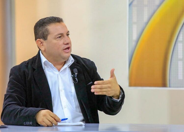 Ministro Rolando Castro “la mejor manera de valorar qué tipo de servicio brindamos, es el contacto directo con la gente”