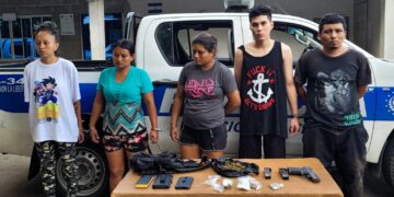 Decomisan droga, armas y celulares a pandilleros capturados en Sacacoyo