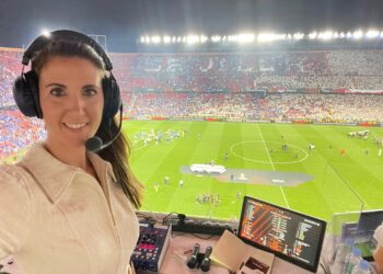 Periodista dice insulto en televisión tras olvidar el nombre del futbolista Falcao