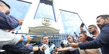Ministro Rolando Castro presenta demanda contra 450 empresas por apropiación de cuotas