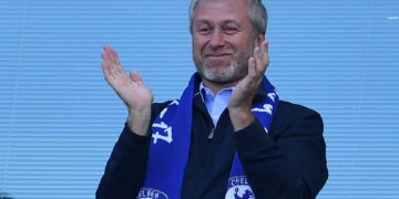 Roman Abramovich: «Formar parte del Chelsea ha sido un honor para toda la vida»