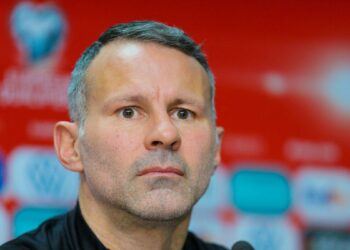 Ryan Giggs renuncia a su cargo como técnico de la selección de Gales