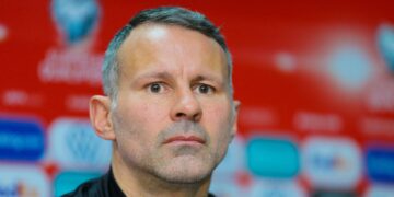 Ryan Giggs renuncia a su cargo como técnico de la selección de Gales