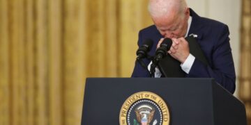 Biden iniciará el lunes la Cumbre de las Américas con amenzas de boicot