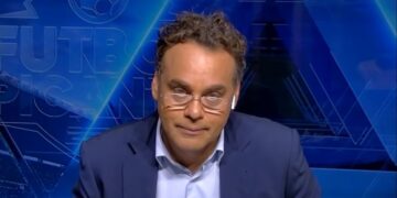 David Faitelson: «Qué vergüenza la cancha de El Salvador»