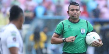 Alianza FC “repudia” acto de árbitro de la final del Clausura que alteró diagnóstico médico