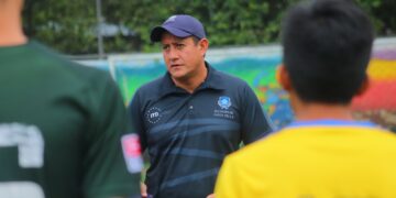 Un equipo de la Liga de fútbol del INDES ya escogió a su técnico