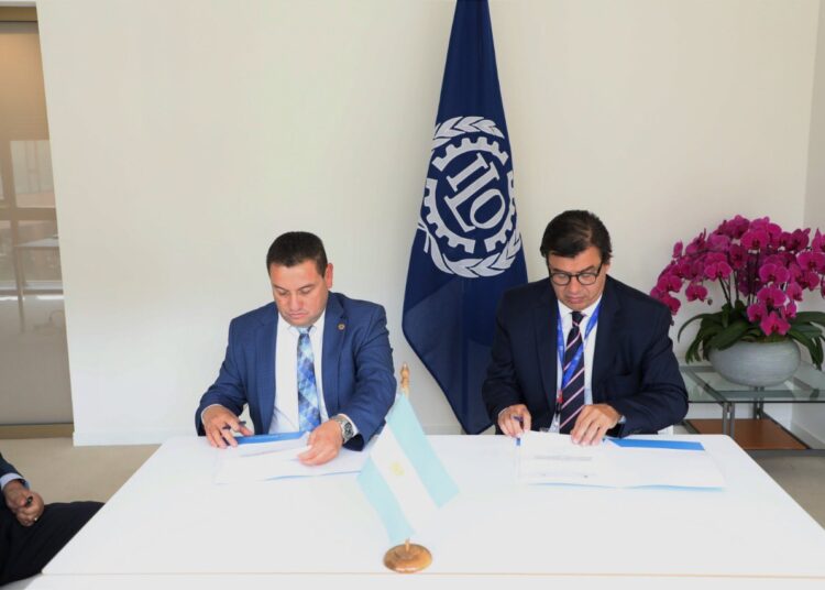 Rolando Castro logra convenio de trabajo con Argentina para fortalecer cooperación técnica