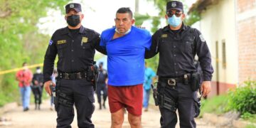 Expolicía Hugo Osorio es condenado a 70 años de cárcel por dos feminicidios en Chalchuapa