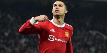 Entrenador del Manchester United no quiere dejar ir a Cristiano Ronaldo