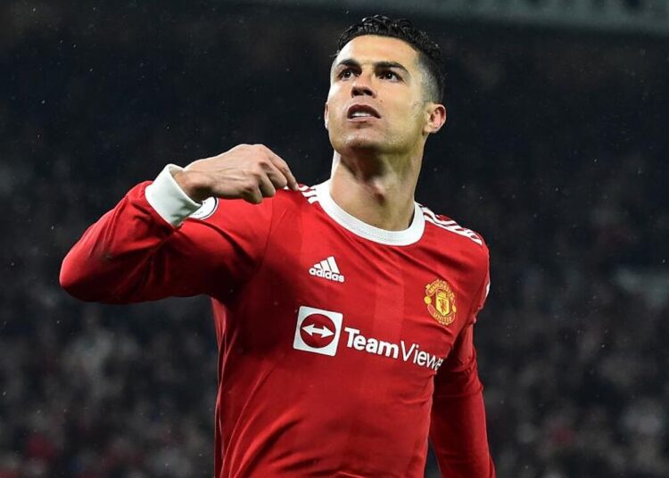 Entrenador del Manchester United no quiere dejar ir a Cristiano Ronaldo