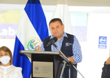 Rolando Castro: Este martes 12 de julio sale otro contingente de trabajadores con destino a Canadá