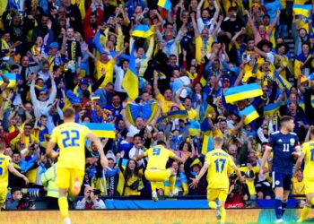 Fútbol en Ucrania se reanudará en plena guerra contra Rusia