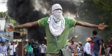 Un centenar de muertos y otro de heridos deja violencia entre pandillas en Haití