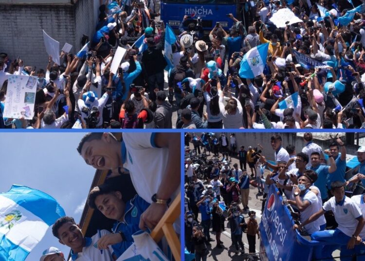Recibimiento de la sub-20 de Guatemala tras conseguir su pase al Mundial