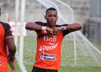 ¿Nicolás Muñoz al Sporting de Panamá?