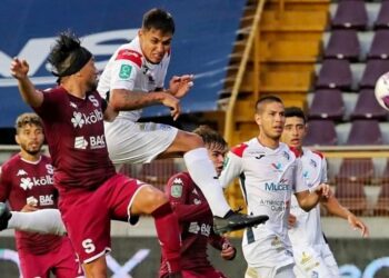 Érick Cabalceta está cerca de llegar a Águila