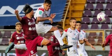 Érick Cabalceta está cerca de llegar a Águila