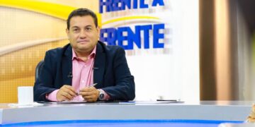 Hospital Rosales y Bloom contaran con robots de desinfección gracias a gestiones del Ministro de Trabajo Rolando Castro