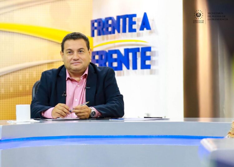 Hospital Rosales y Bloom contaran con robots de desinfección gracias a gestiones del Ministro de Trabajo Rolando Castro