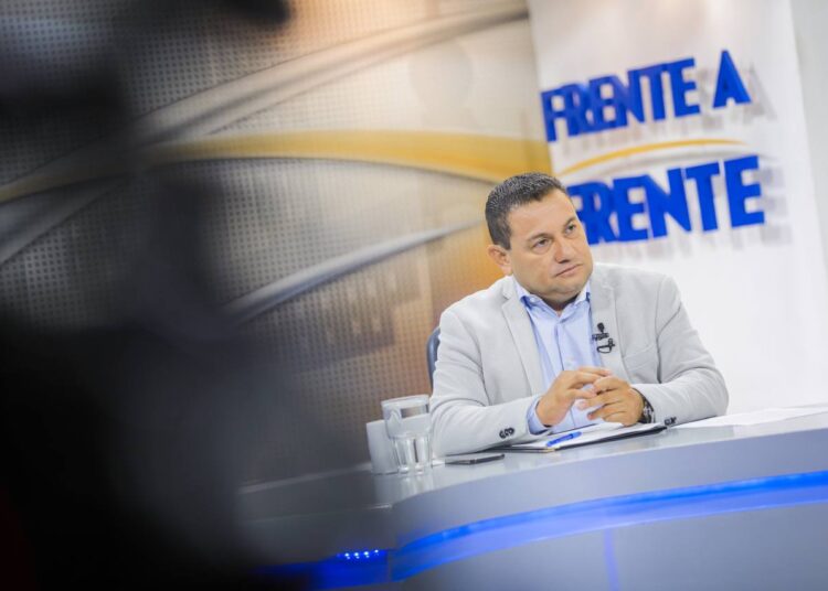 Ministro Rolando Castro: En Canadá están contentos con la mano de obra salvadoreña