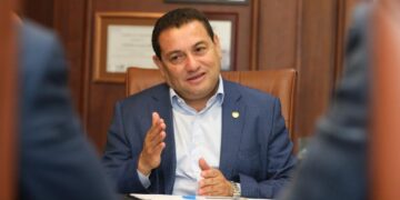 Ministro de Trabajo Rolando Castro sostiene reuniones con uno de los sindicatos más fuertes de Canadá