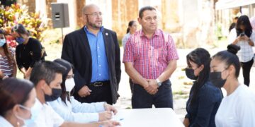 Madres solteras en Santa Ana ya están laborando en sus nuevos puestos tras gestión del Ministro Rolando Castro