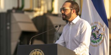 Presidente Bukele afirmó quienes trabajen el 16 de septiembre debe tener un día compensatorio