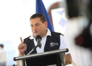 Ministro Rolando Castro continúa marcando historia con la firma de contratos laborales para madres solteras en todo el país