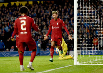 Liverpool deja atrás la crisis y arrolla al Rangers para acercarse a octavos de Champions