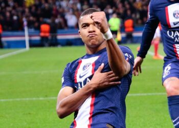 Revelan el estratosférico salario que gana Kylian Mbappé tras renovar con el PSG
