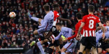 Barça quiere confirmar su mejoría en La Liga ante el Bilbao