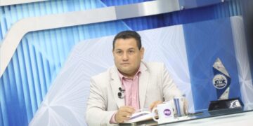 Rolando Castro: El patrono pagará 1% más, los cotizantes seguirán pagando lo mismo, las AFP recibirán menos y la rentabilidad aumentará