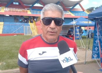 ¿No sigue Octavio Zambrano como técnico de FAS?