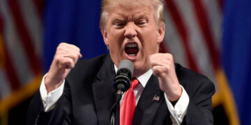 Trump anuncia que es candidato a las presidenciales de 2024