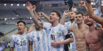 En Brasil invitan a Messi a dejar su huella en el Maracaná
