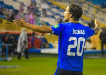 Enrico Dueñas desea jugar contra Messi en el Mundial de 2026