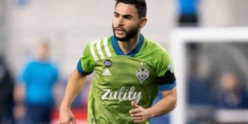 Álex Roldán podría jugar contra el Real Madrid en el Mundial de Clubes