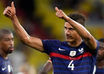 Varane se retira de la selección francesa