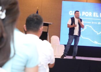 Ministro Rolando Castro reitera su compromiso en continuar trabajando para la generación de empleo