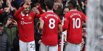 Manchester United le «mete miedo» al Barça con goleada al Leicester City