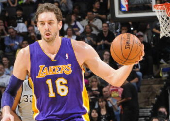 Los Lakers retiran el dorsal “16” de Pau Gasol