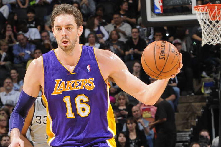 Los Lakers retiran el dorsal “16” de Pau Gasol